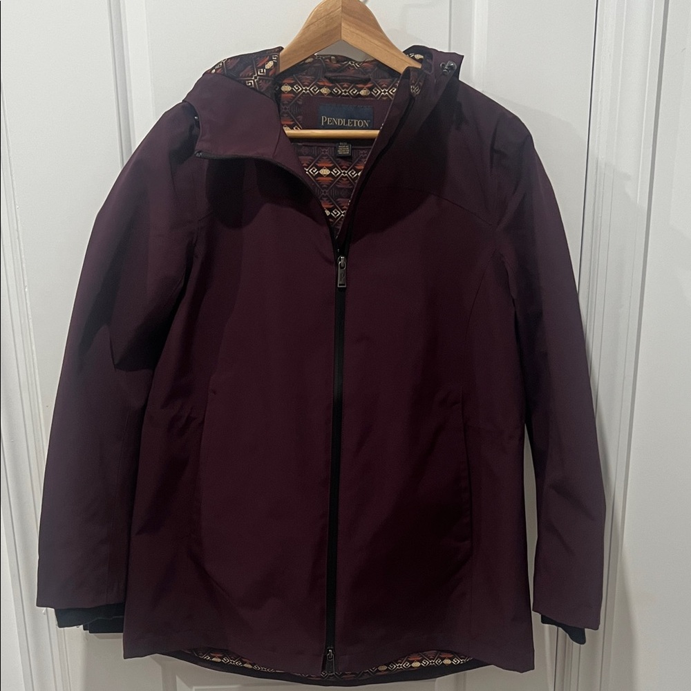 Pendleton Deep Purple Hooded Jacket, Size‎ Medium